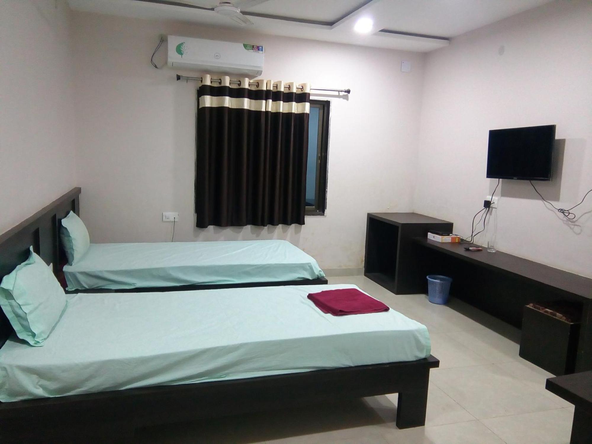Hotel Indraprasth Balangir Exterior photo